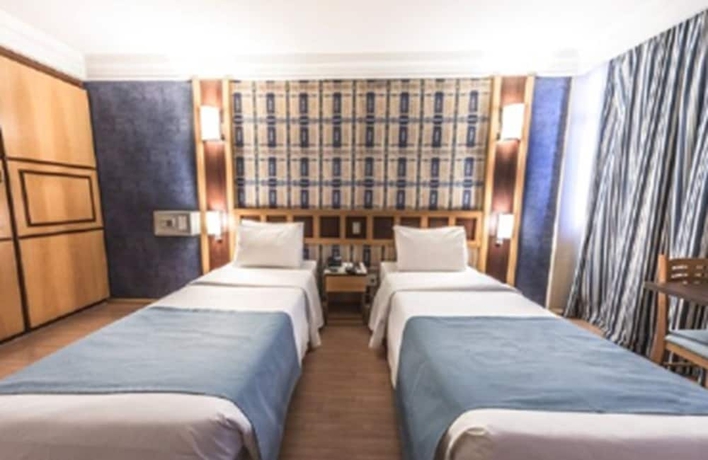 Imagen de la habitación del Hotel Monumental Bittar. Foto 9