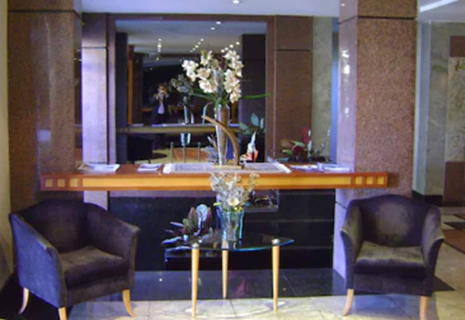 Imagen de los interiores del Hotel Monumental Bittar. Foto 18