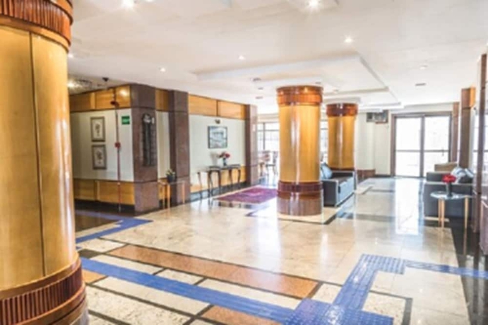 Imagen del bar/restaurante del Hotel Monumental Bittar. Foto 2