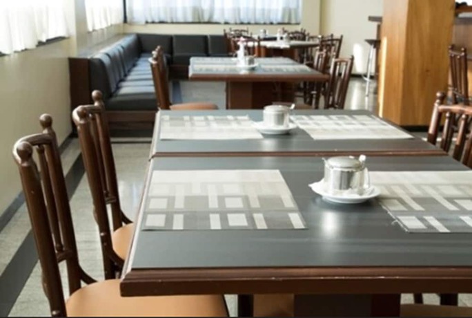 Imagen del bar/restaurante del Hotel Monza Palace. Foto 5