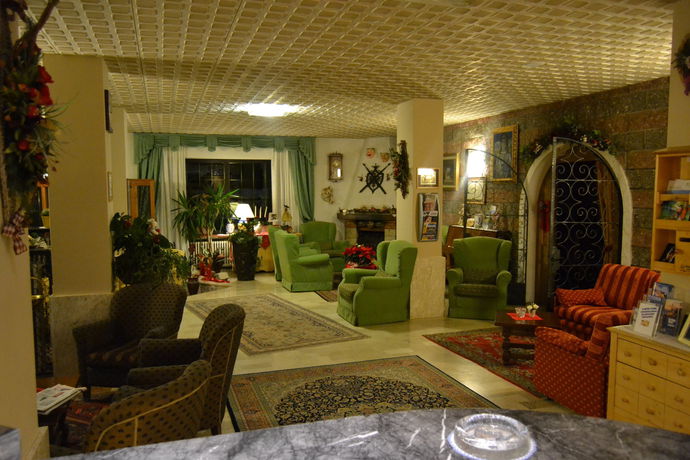 Imagen general del Hotel Monza, Sorte. Foto 2
