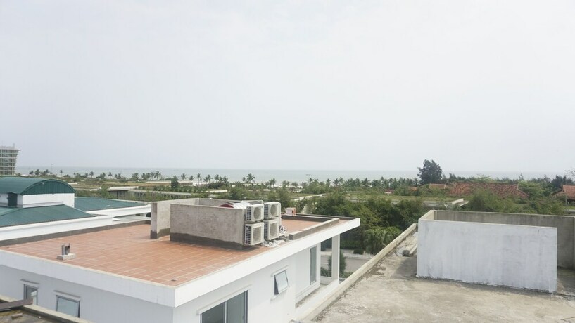 Imagen del bar/restaurante del Hotel Monza Villa. Foto 22