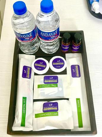 Imagen de la habitación del Hotel Mookambigai Residency. Foto 13