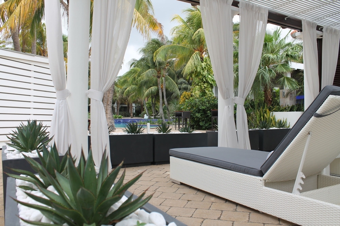 Imagen de la piscina del Hotel Moomba Beach Club. Foto 16