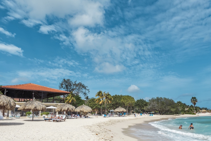 Imagen de los exteriores del Hotel Moomba Beach Club. Foto 11