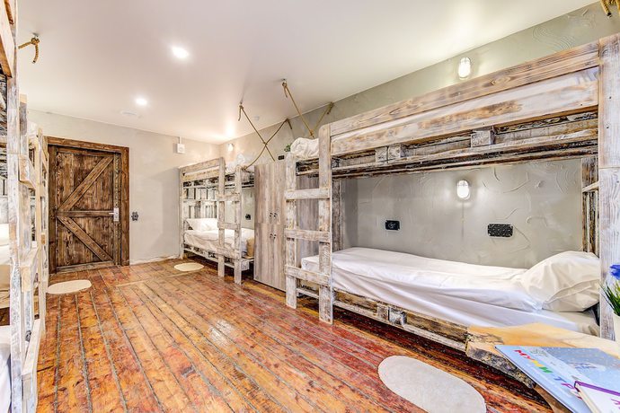 Imagen de la habitación del Hotel Moomidol Hostel. Foto 4