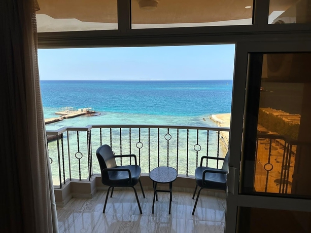 Imagen de la habitación del Hotel Moon Beach Resort Hurghada. Foto 3