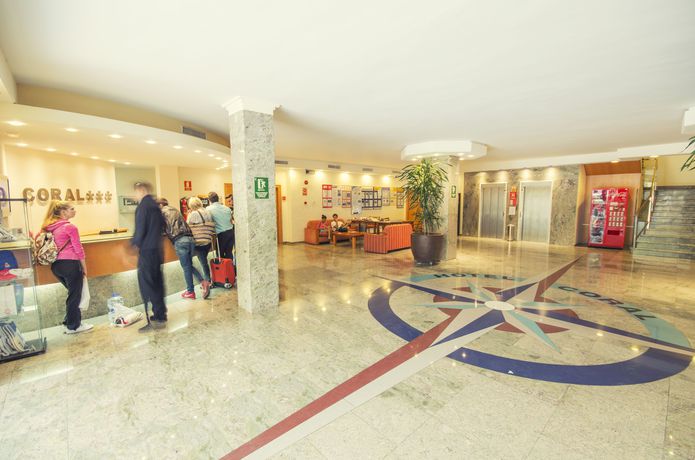 Imagen de los interiores del Hotel Moon Dreams Coral Beach. Foto 11