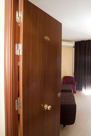 Imagen de la habitación del Hotel Moon Dreams Fuengirola. Foto 8
