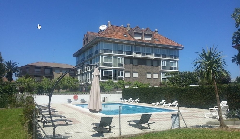 Imagen de la piscina del Hotel Moon Dreams Noja. Foto 14