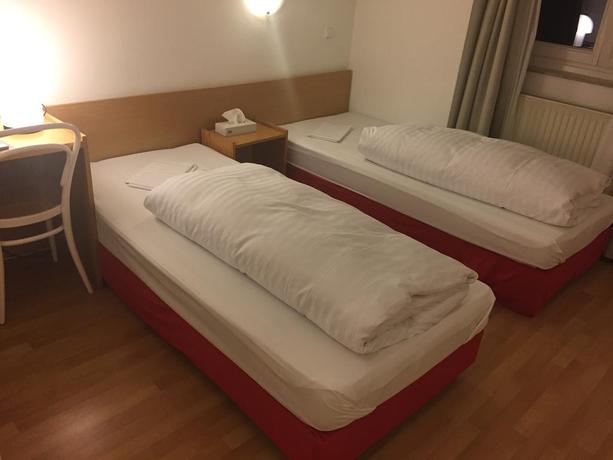 Imagen de la habitación del Hotel Moon, Dusseldorf. Foto 4