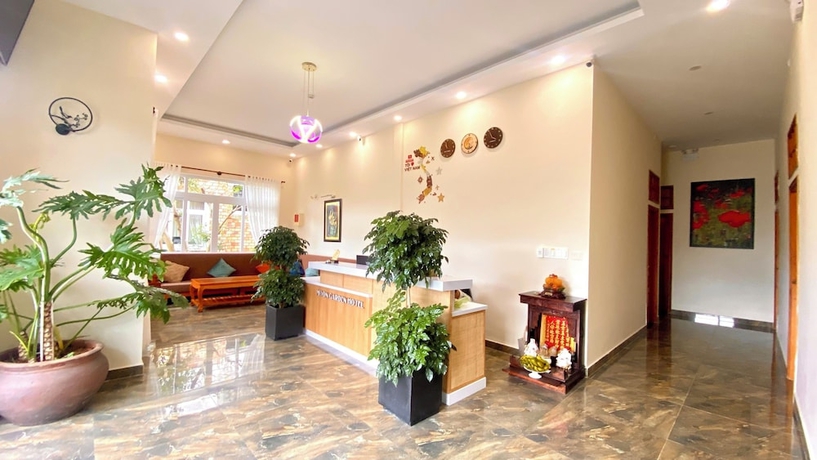 Imagen de los interiores del Hotel Moon Garden. Foto 16
