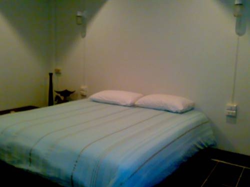 Imagen de la habitación del Hotel Moon House At Clock Tower. Foto 23