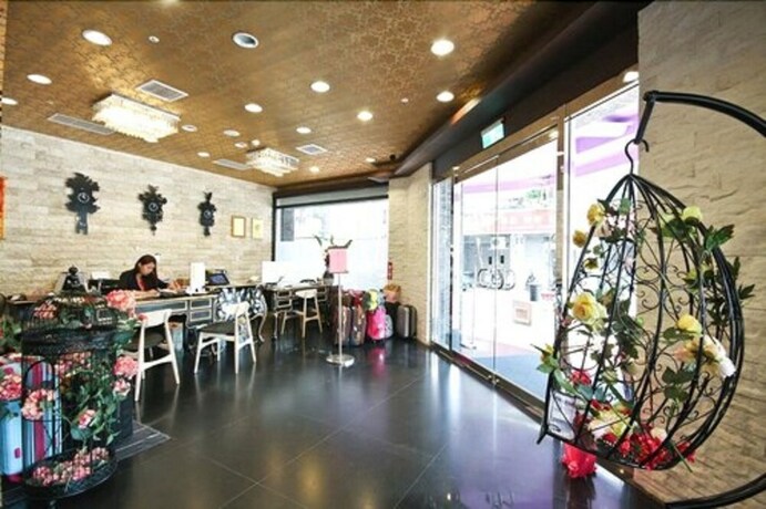 Imagen de los interiores del Hotel Moon Lake. Foto 19