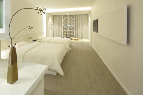 Imagen de la habitación del Hotel Moon Land Art. Foto 3