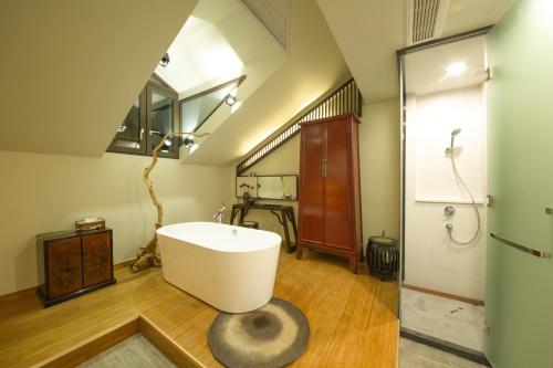 Imagen de la habitación del Hotel Moon Land Art. Foto 4