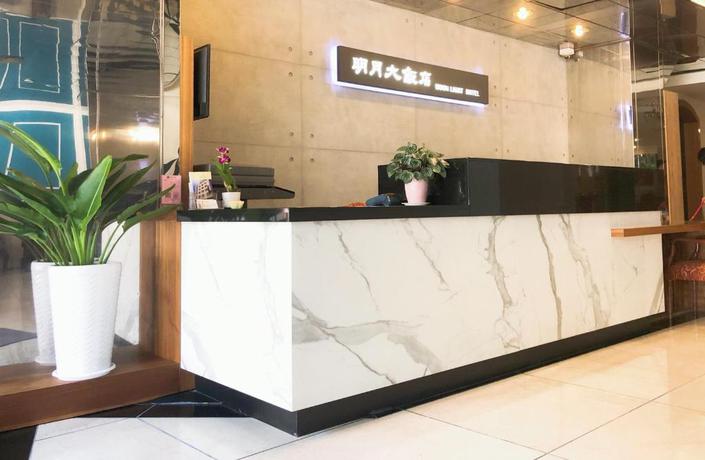 Imagen de los interiores del Hotel Moon Light Hotel. Foto 5