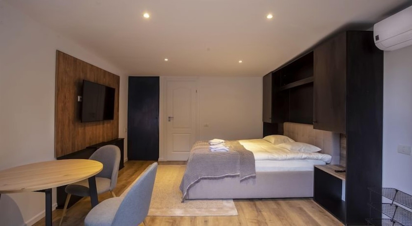 Imagen de la habitación del Hotel Moon Montana Busteni. Foto 13
