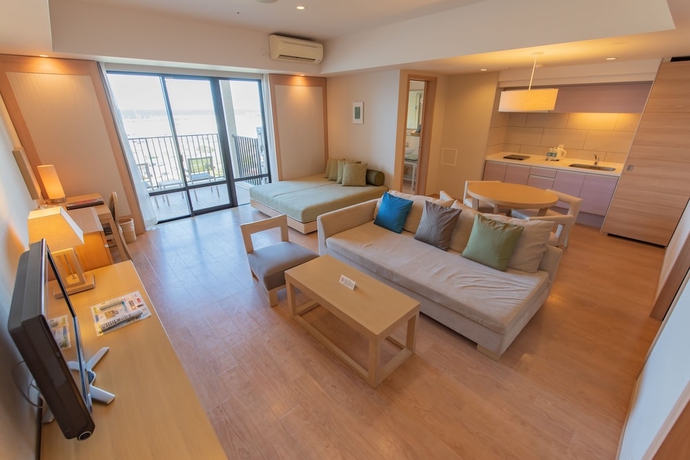 Imagen de la habitación del Hotel Moon Ocean Ginowan and Residence. Foto 3