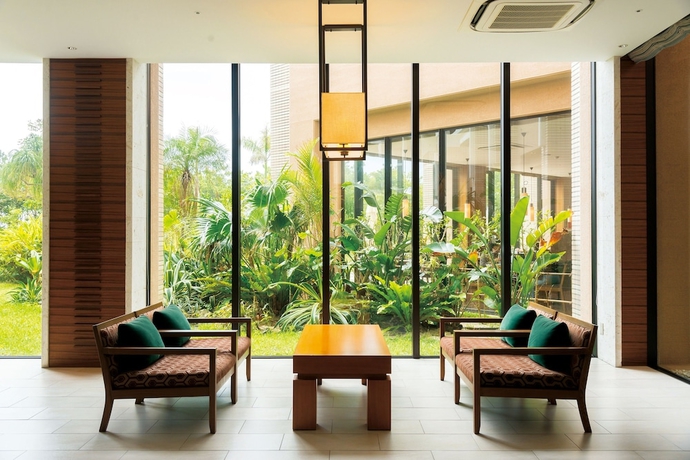 Imagen de los interiores del Hotel Moon Ocean Ginowan and Residence. Foto 19