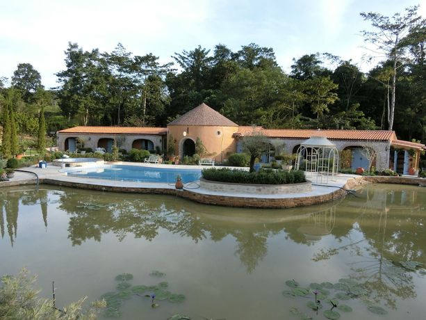 Imagen de la habitación del Hotel Moon River Village. Foto 15