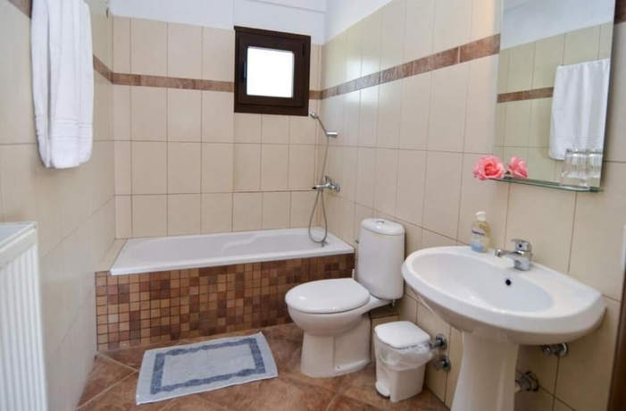 Imagen de la habitación del Hotel Moonbeam. Foto 13
