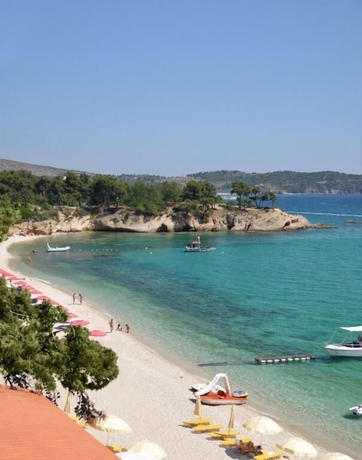 Imagen de los exteriores del Hotel Moonbeam. Foto 14