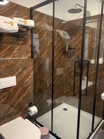 Imagen de la habitación del Hotel Mooncity and Boardinghouse. Foto 8