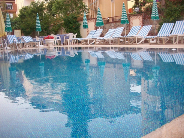 Imagen de la piscina del Hotel Moonlight, ALANYA. Foto 14