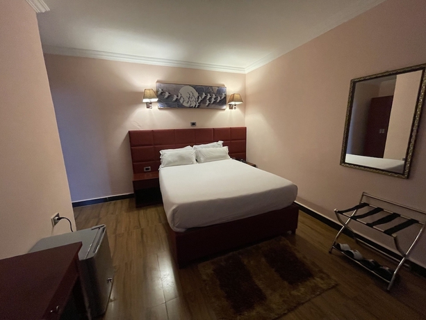 Imagen de la habitación del Hotel Moonlight Addis Ababa. Foto 13