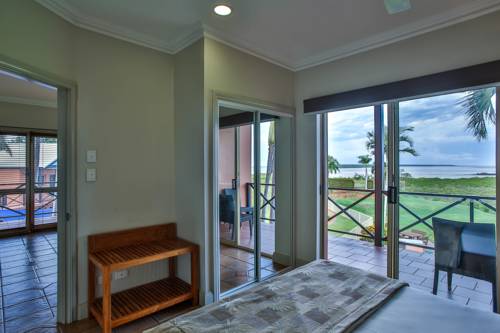 Imagen de la habitación del Hotel Moonlight Bay Suites. Foto 3