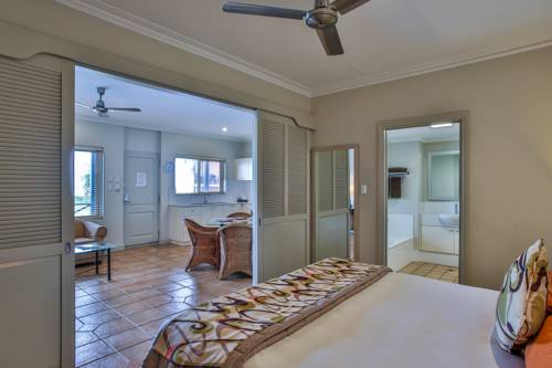 Imagen de la habitación del Hotel Moonlight Bay Suites. Foto 6