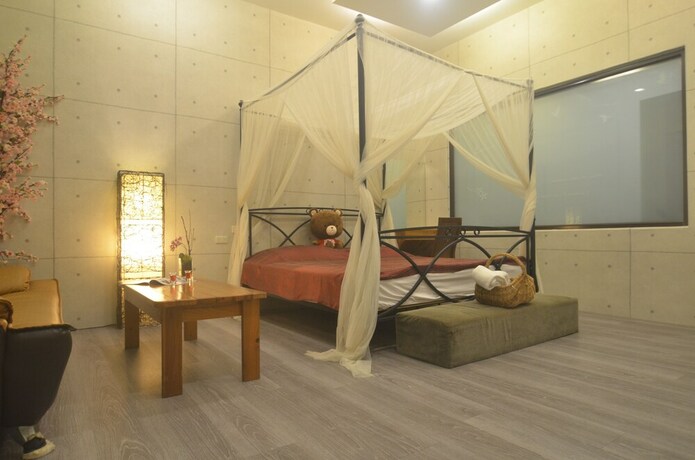 Imagen de la habitación del Hotel Moonlight Hall. Foto 25