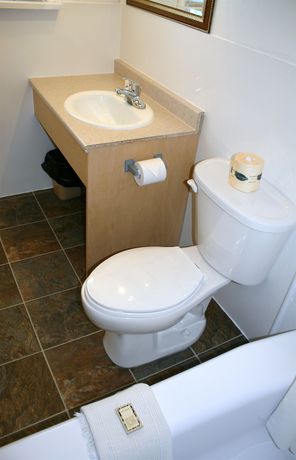 Imagen de la habitación del Hotel Moonlight Inn And Suites, Greater Sudbury. Foto 12