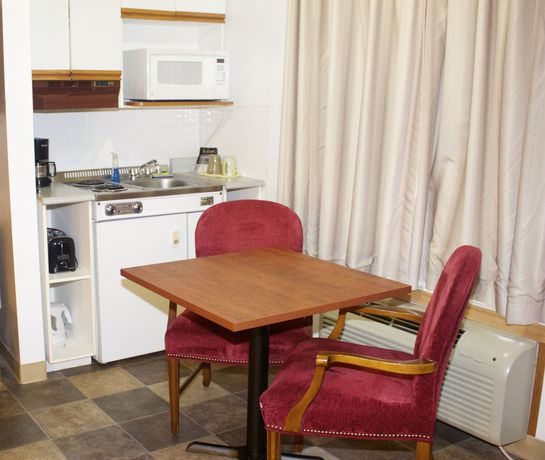 Imagen de la habitación del Hotel Moonlight Inn And Suites, Greater Sudbury. Foto 13