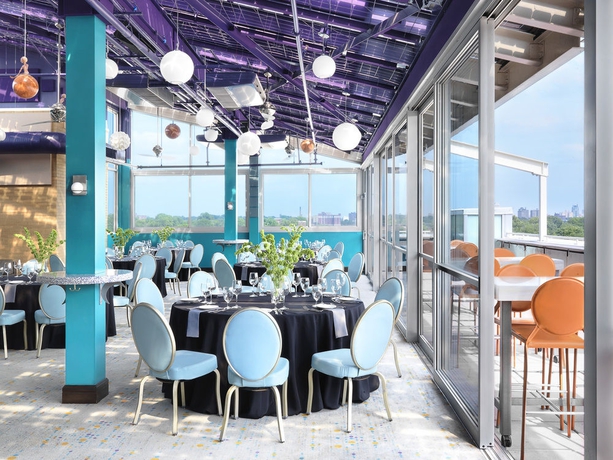 Imagen de los interiores del Hotel Moonrise. Foto 11