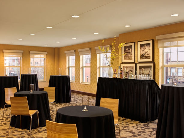 Imagen de los interiores del Hotel Moonrise. Foto 12