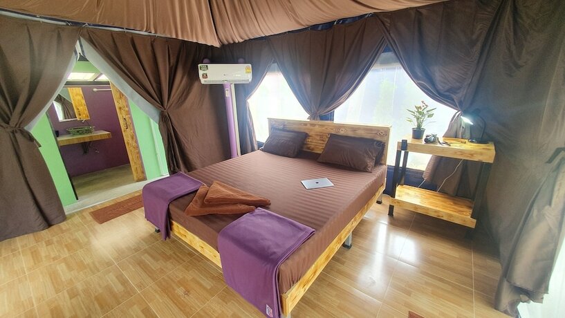 Imagen de la habitación del Hotel Moonshine Resort Chumphon. Foto 17