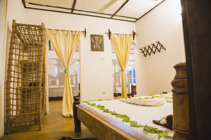 Imagen de la habitación del Hotel Moonshine Uroa Boutique. Foto 3