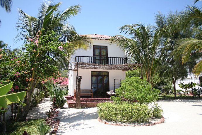 Imagen de la habitación del Hotel Moonshine Uroa Boutique. Foto 9