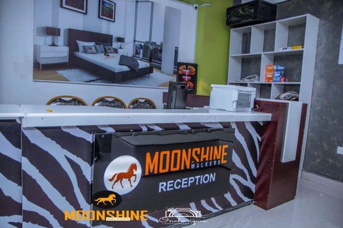 Imagen de los interiores del Hotel Moonshine Walkers. Foto 14
