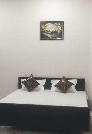 Imagen de la habitación del Hotel Moonvilla Banquet &s. Foto 16