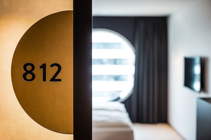 Imagen de la habitación del Hotel Mooons. Foto 3