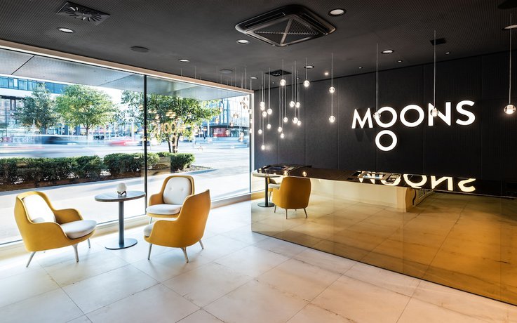 Imagen de los interiores del Hotel Mooons. Foto 20