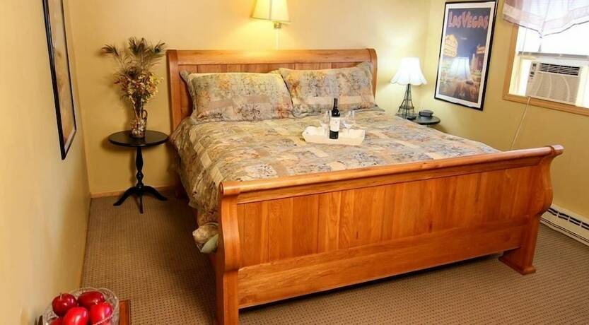 Imagen general del Hotel Moore\'s Motel. Foto 2