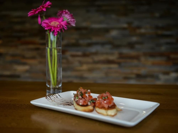 Imagen del bar/restaurante del Hotel Moorings. Foto 4