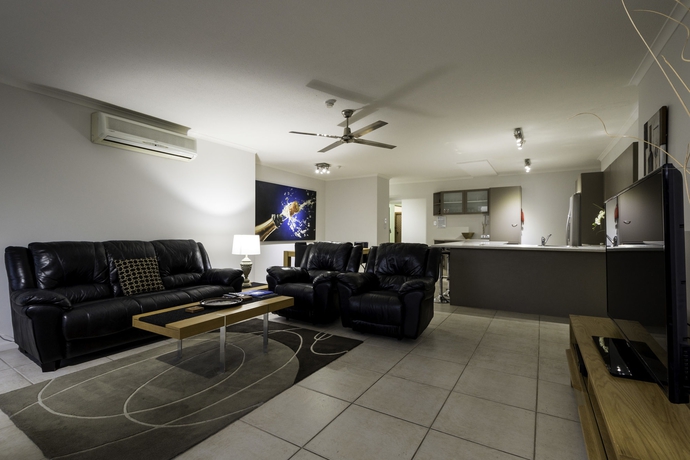 Imagen de los interiores del Hotel Moorings On Cavill. Foto 15