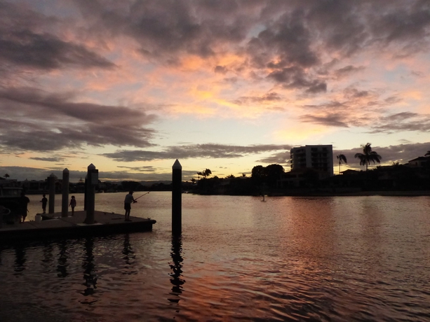 Imagen de los exteriores del Hotel Moorings On Cavill. Foto 12