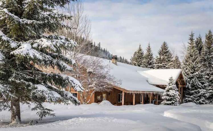 Imagen de los interiores del Hotel Moose Creek Ranch. Foto 20