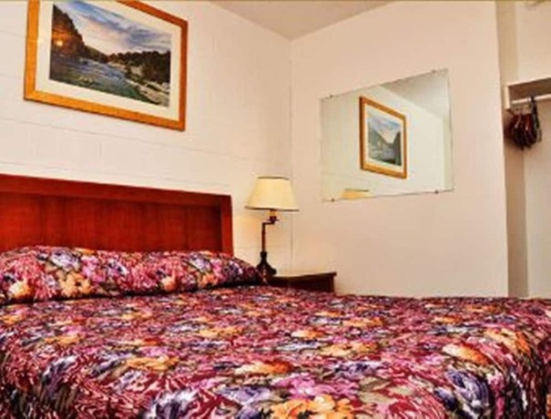 Imagen general del Hotel Moosejaw Inn. Foto 5